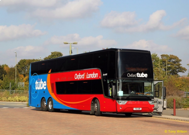 London To Oxford With Oxford Espress And Oxford Tube Coach Cheap Coach Bus Tickets And Timetables Bus To Oxford Coach To Oxford Travel To Oxford Europebus Co Uk